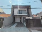 thumbnail-rumah-premium-di-manyar-jaya-surabaya-0